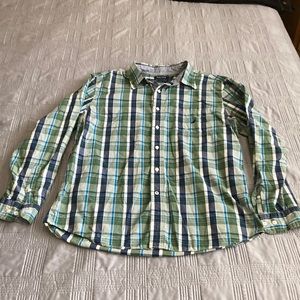 Men’s Nautica classic fit plaid long sleeve shirt size L in excellent cond